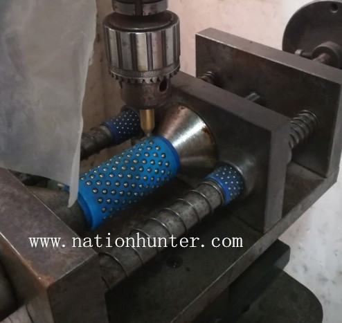Ball retainer