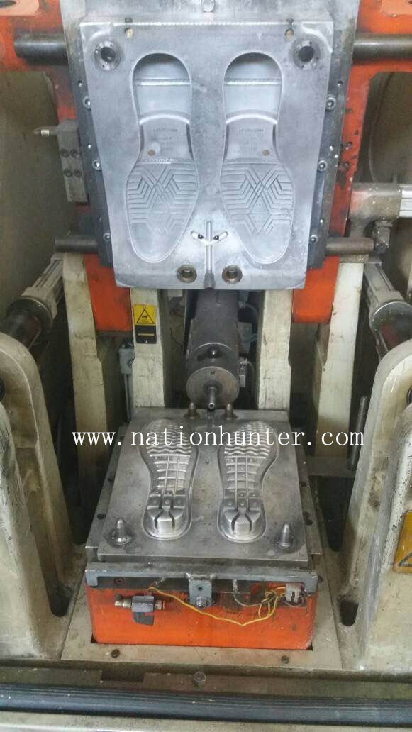 One color TPU/PVC sole mould(Italy machine) 