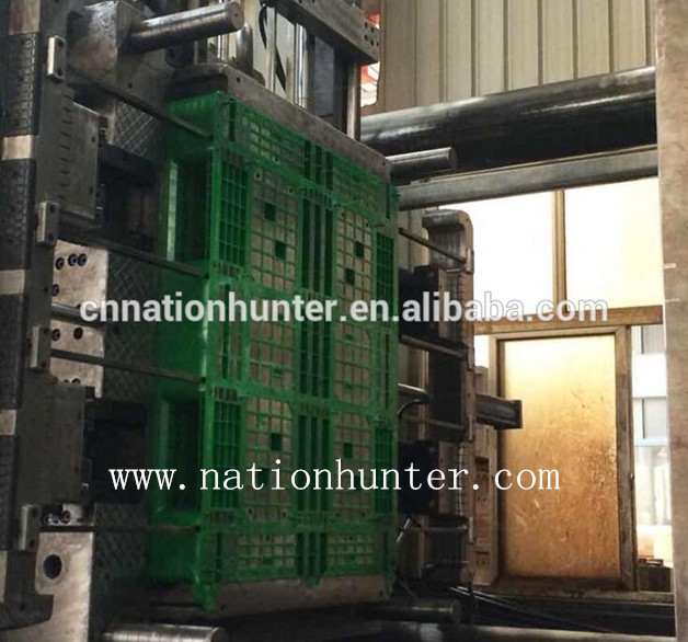 Pallet mould